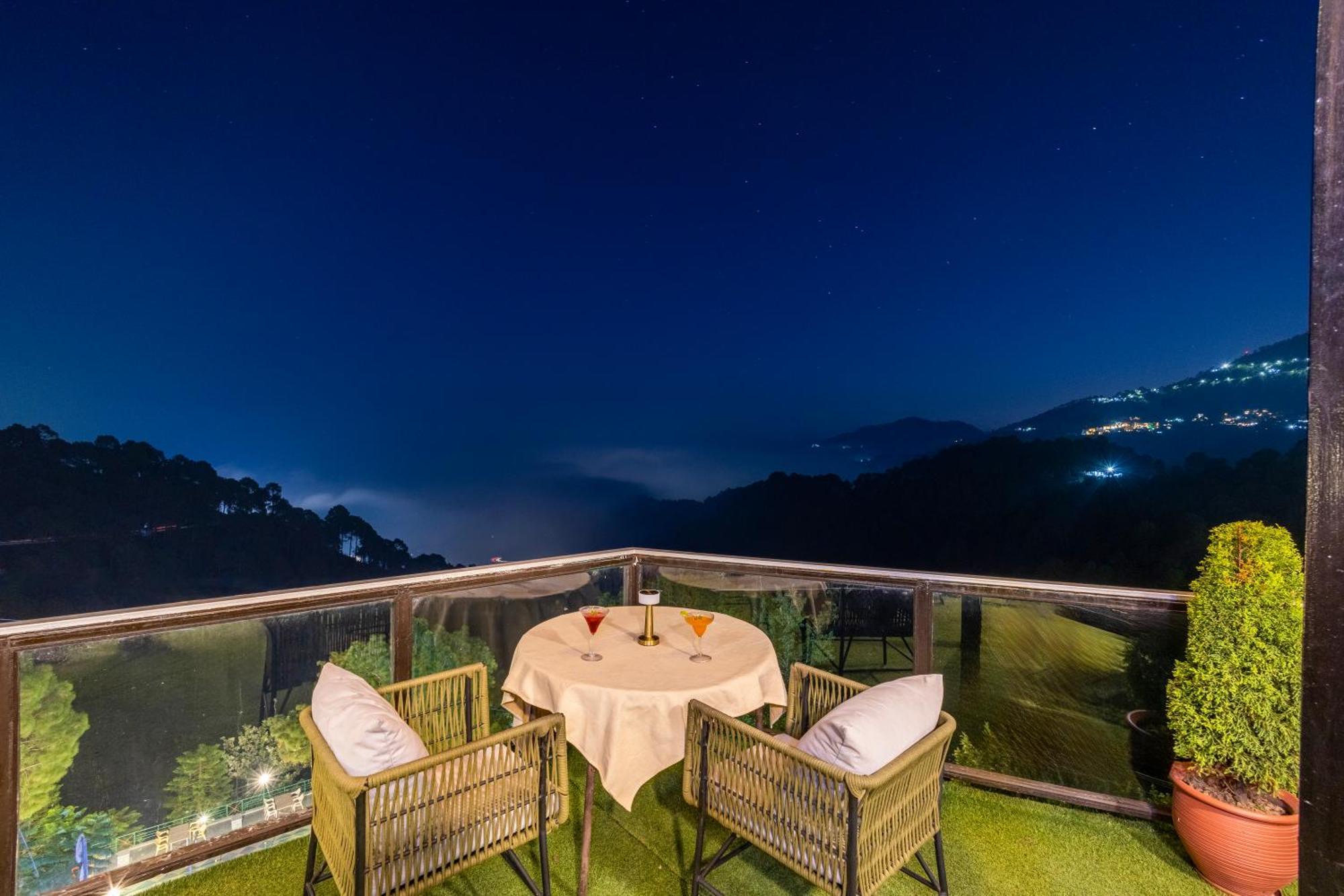 Winnies Holiday Resort & Spa Kasauli Ngoại thất bức ảnh